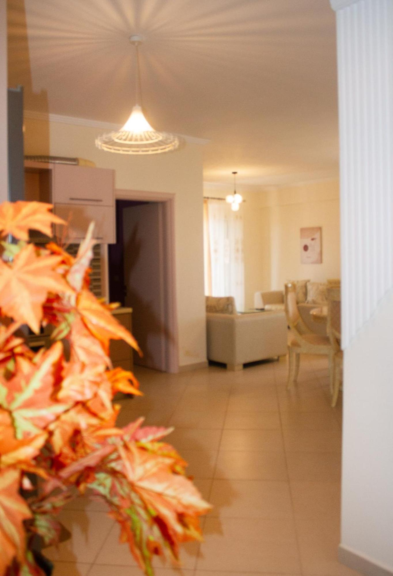 Leon Sea View Apartment ساراندا المظهر الخارجي الصورة