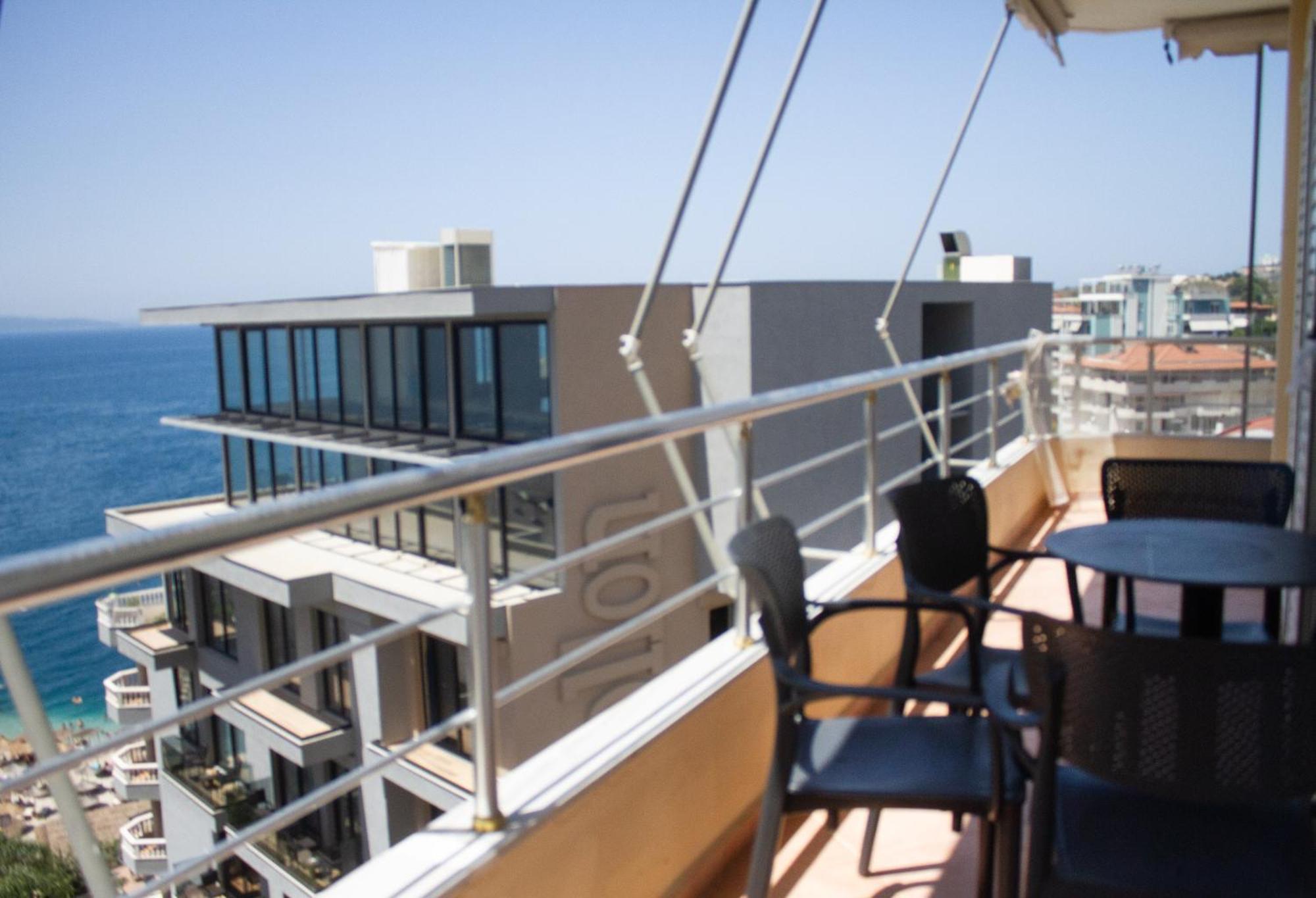 Leon Sea View Apartment ساراندا المظهر الخارجي الصورة
