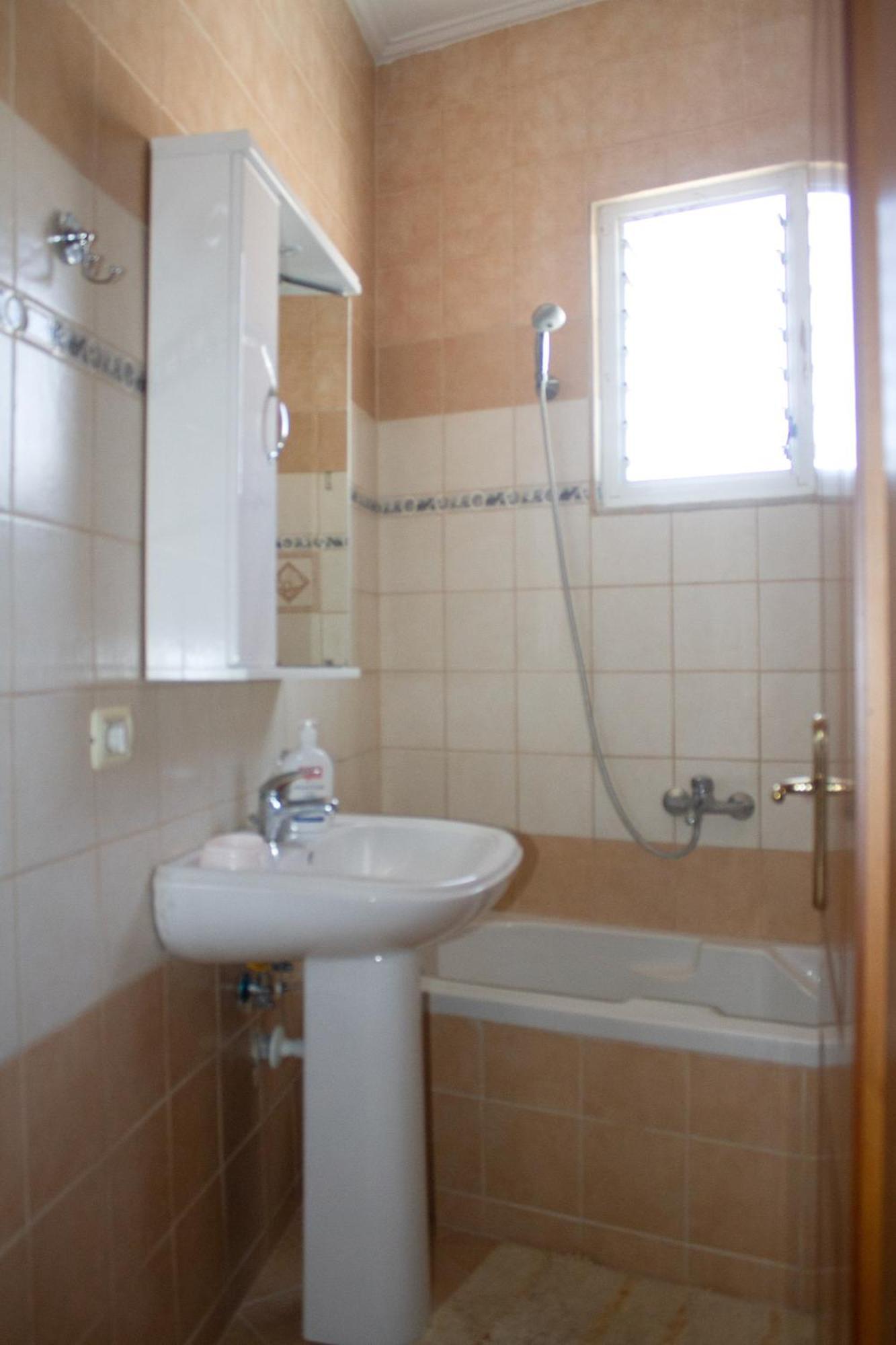 Leon Sea View Apartment ساراندا المظهر الخارجي الصورة